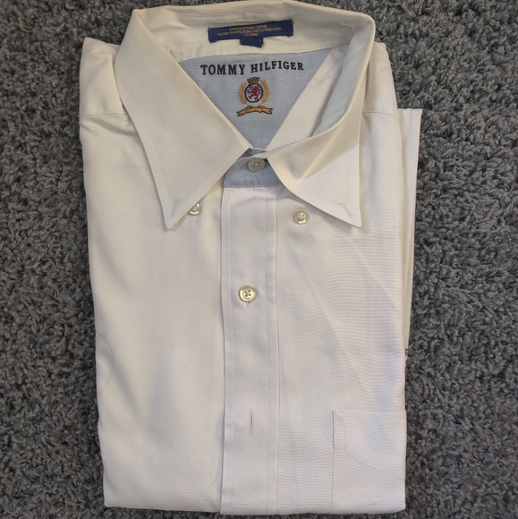 Plain white tommy hilfiger dress shirt - Picture 1 of 7